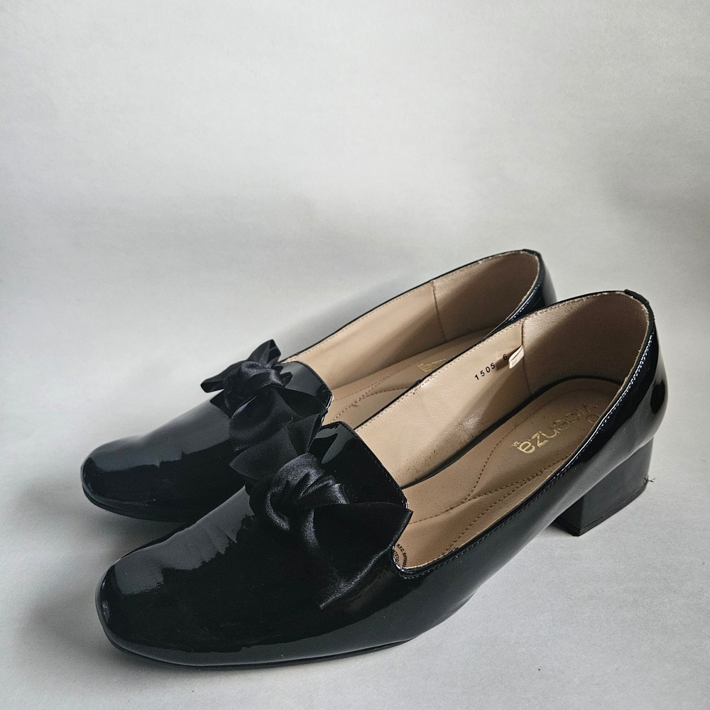 Vicenza Black Patent Leather Bow Loafers Low Block Heel Pumps Womens 6 mex 9US
